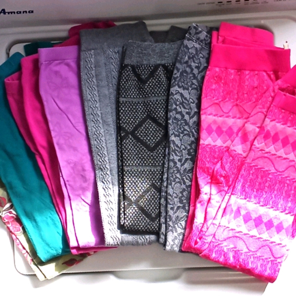 9 Bundled leggings